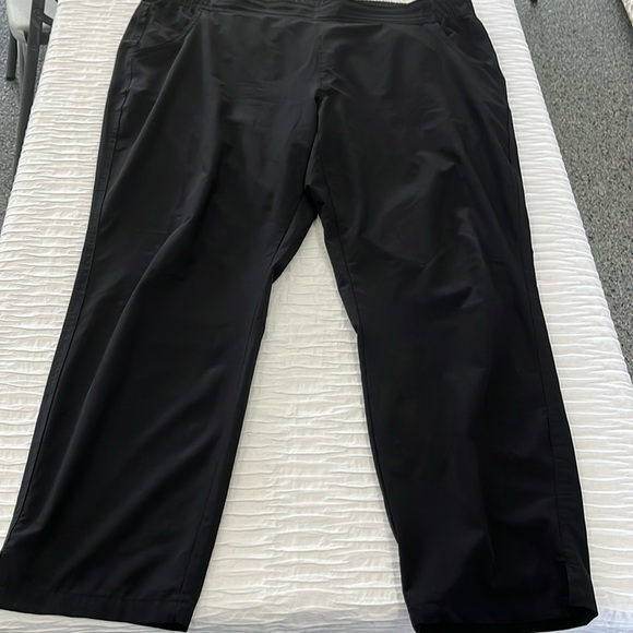 Eddie Bauer Pants - Eddie Bauer pants jogger thin lightweight  women’s XL black traveler pant